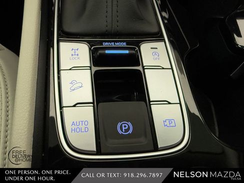 Used 2025 Hyundai Tucson SEL image 32