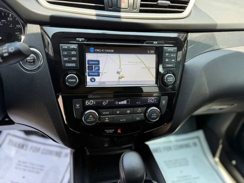 Used 2015 Nissan Rogue SL w/ SL Premium Package AWD/4WD image 15