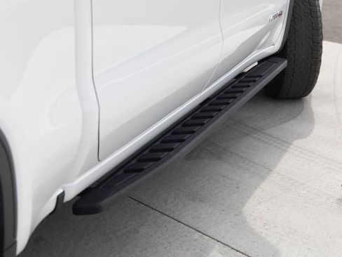 Used 2025 GMC Sierra 1500 AT4 w/ Technology Package image 12