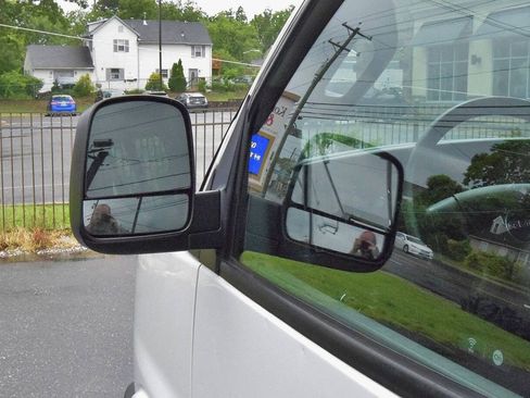 Used 2019 GMC Savana 2500 image 20