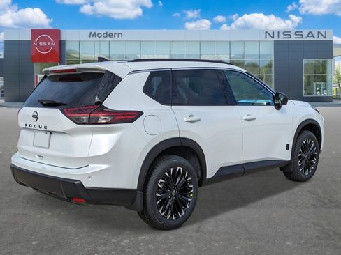 New 2026 Nissan Rogue Dark Armor FWD image 5