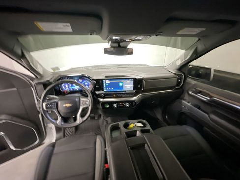 Used 2023 Chevrolet Silverado 1500 LT image 19