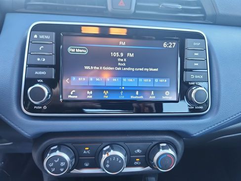 Used 2025 Nissan Versa SV w/ Trunk Package FWD image 20