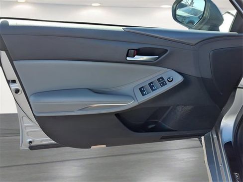 Used 2020 Toyota Avalon XSE w/ Protection Package image 16