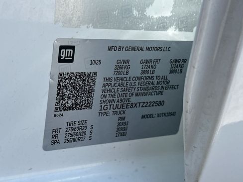 Used 2026 GMC Sierra 1500 AT4 w/ AT4 Premium Package AWD/4WD image 28