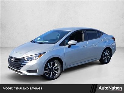 New 2025 Nissan Versa SV w/ Trunk Package