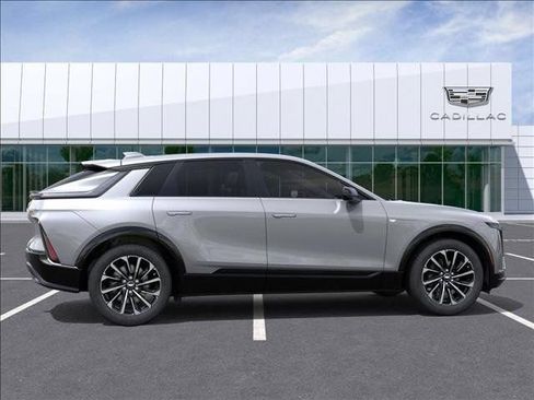 New 2026 Cadillac Lyriq Sport RWD image 5