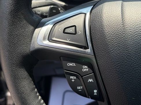 Used 2020 Ford Edge SEL w/ Convenience Package AWD/4WD image 17