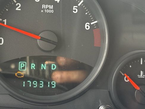 Used 2010 Jeep Patriot Latitude AWD/4WD image 35