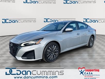 Used 2023 Nissan Altima 2.5 SV