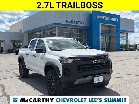 Certified 2023 Chevrolet Colorado Trail Boss w/ Technology Package AWD/4WD image 1