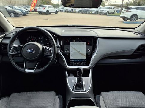 Used 2023 Subaru Outback Premium image 5