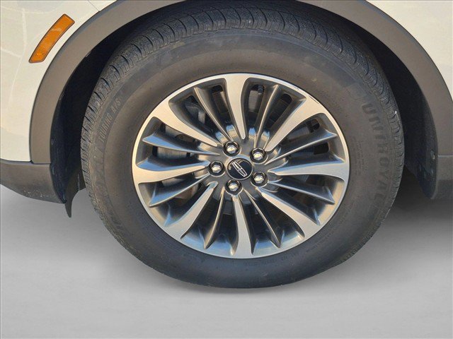 Used 2021 Lincoln Nautilus Reserve AWD/4WD image 18
