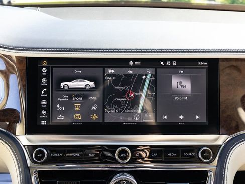 Used 2021 Bentley Flying Spur W12 AWD/4WD image 46