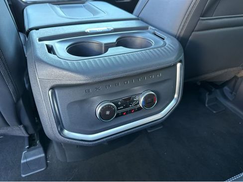 New 2026 Ford Expedition Max Platinum w/ Driver's Package image 24
