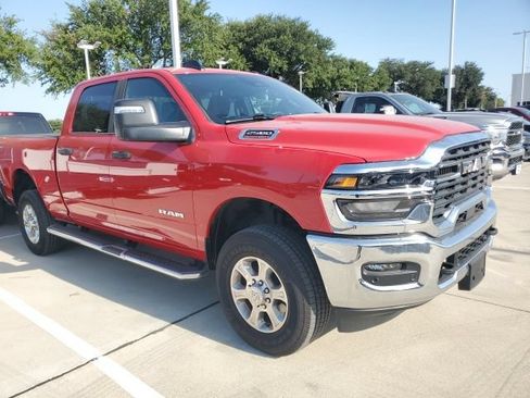 Used 2026 RAM 2500 Big Horn AWD/4WD image 1