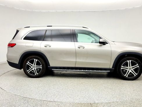 Used 2023 Mercedes-Benz GLS 450 4MATIC image 4