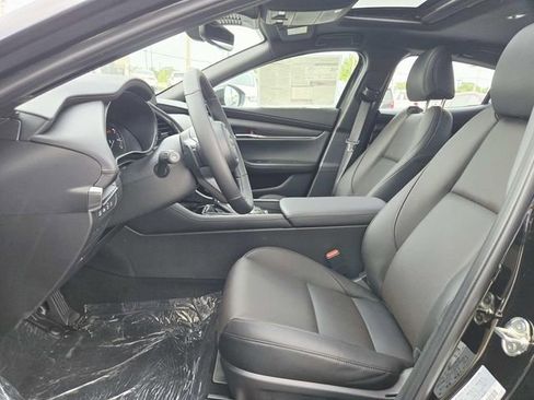 New 2026 MAZDA MAZDA3 Hatchback w/Premium Plus Pkg AWD/4WD image 9
