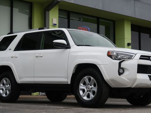 Used 2021 Toyota 4Runner SR5 RWD image 6