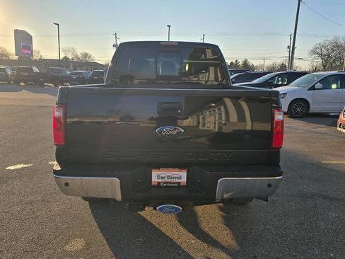 Used 2011 Ford F250 Lariat image 4