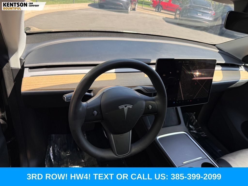 Used 2023 Tesla Model Y Long Range AWD/4WD image 24