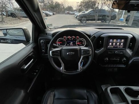 Used 2021 Chevrolet Silverado 1500 Custom Trail Boss w/ Safety Confidence Package image 11