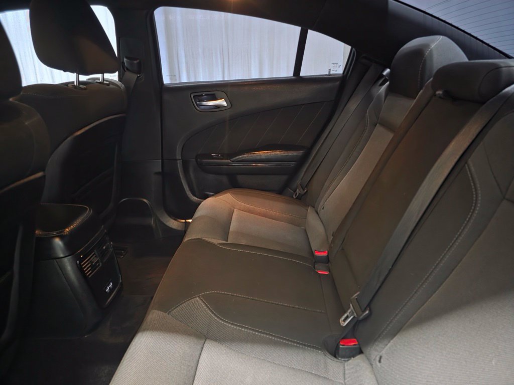 Used 2018 Dodge Charger R/T w/ Blacktop Package RWD image 14