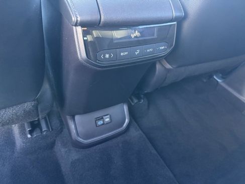 Certified 2022 Toyota Highlander XSE image 10