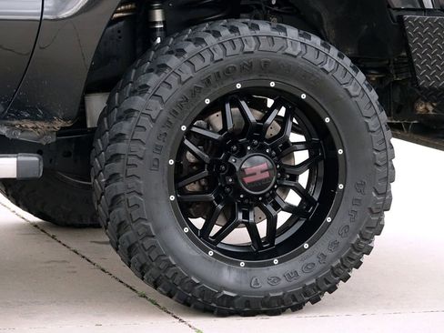 Used 2015 Ford F350 Platinum w/ FX4 Off-Road Package image 19