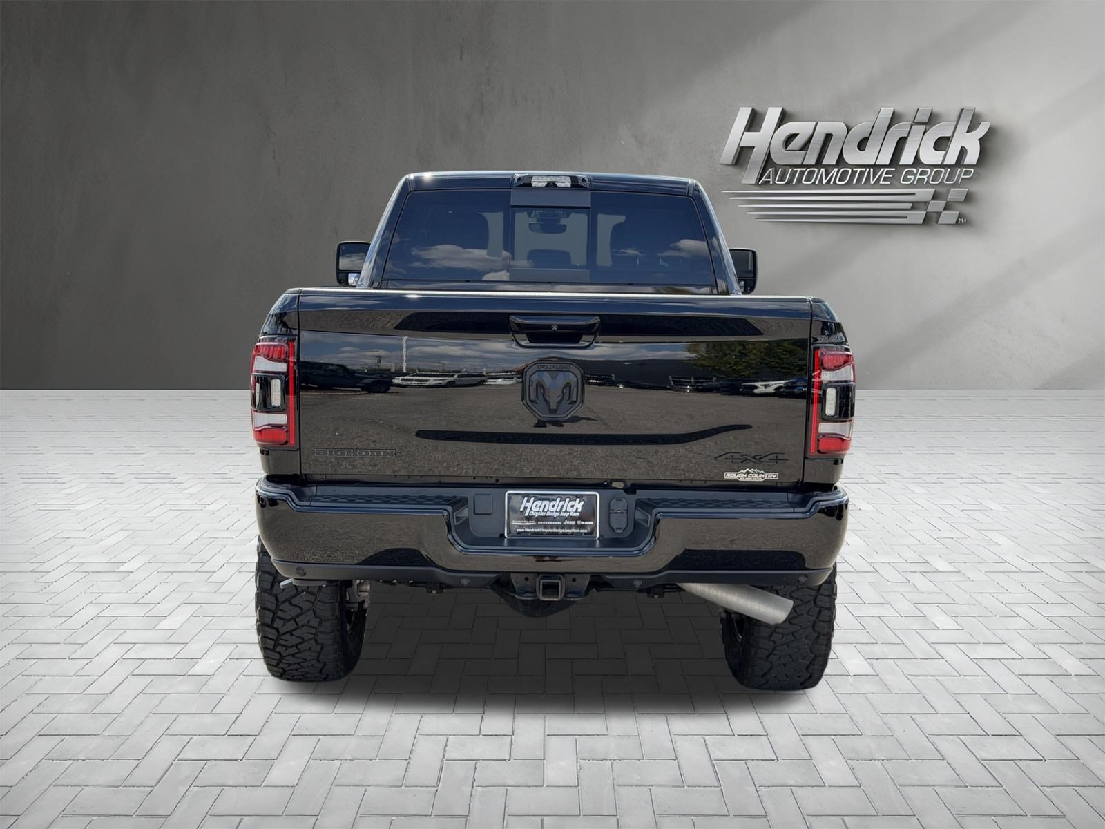 Used 2024 RAM 2500 Big Horn w/ Night Edition AWD/4WD image 9