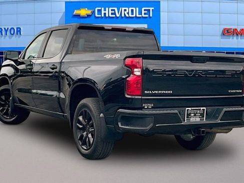 Used 2023 Chevrolet Silverado 1500 Custom AWD/4WD image 4
