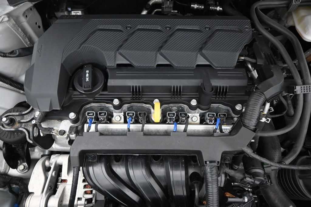 Used 2025 Hyundai Venue SEL FWD image 27