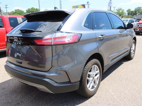 Used 2024 Ford Edge SEL w/ Convenience Package AWD/4WD image 9
