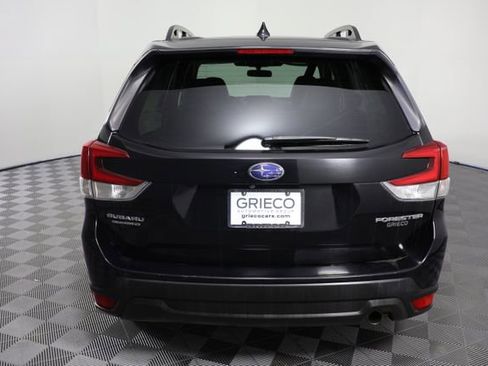 Used 2022 Subaru Forester Limited image 7