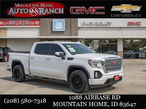 Used 2021 GMC Sierra 1500 Denali w/ Technology Package AWD/4WD image 1