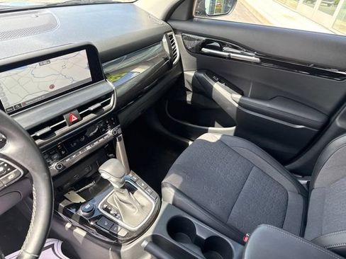 Certified 2024 Kia Seltos S AWD/4WD image 24