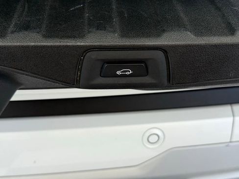 Used 2024 BMW X5 xDrive40i w/ Premium Package image 7