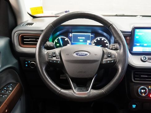 Used 2022 Ford Maverick Lariat w/ Lariat Luxury Package image 12