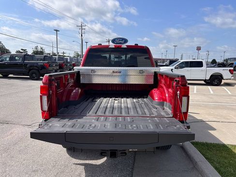 Certified 2022 Ford F350 Lariat w/ Lariat Ultimate Package AWD/4WD image 16
