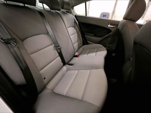 Used 2017 Kia Forte LX image 26