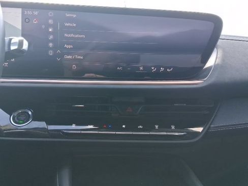 Used 2025 Buick Envision Sport Touring AWD/4WD image 22