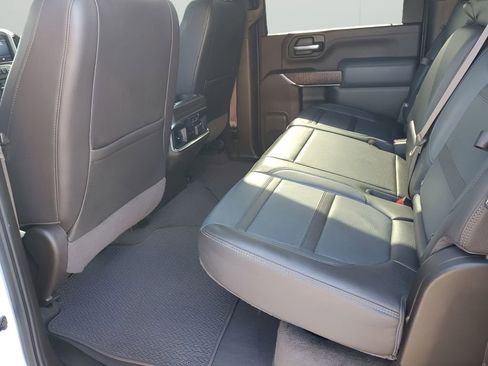 Used 2022 GMC Sierra 2500 Denali w/ Denali Ultimate Package image 20