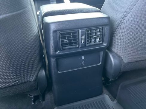 Used 2025 Toyota 4Runner SR5 AWD/4WD image 17