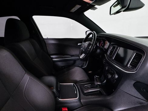 Used 2016 Dodge Charger R/T RWD image 26