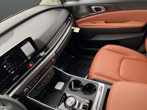 New 2026 Kia Carnival SX Prestige image 24