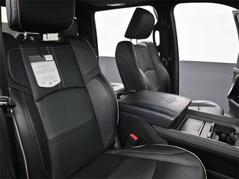 Used 2024 RAM 2500 Limited image 25