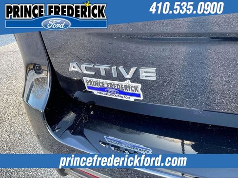Used 2025 Ford Expedition Active image 8
