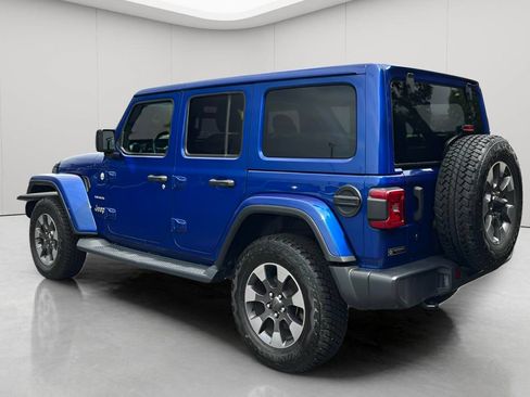 Used 2019 Jeep Wrangler Unlimited Sahara AWD/4WD image 8
