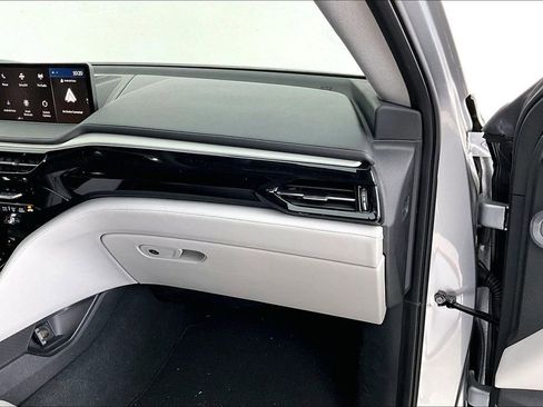Used 2024 Acura MDX FWD w/ Technology Package image 19