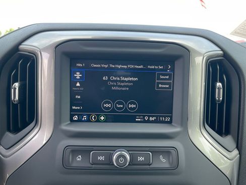 Used 2024 GMC Sierra 2500 Pro w/ Convenience Package image 15